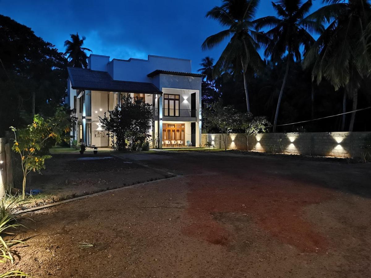 Ruwinsons Canal Garden Anuradhapura Ngoại thất bức ảnh